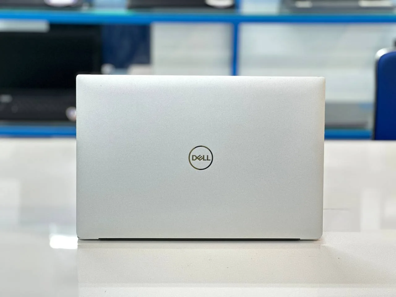 Laptop Dell Precision 5530/ Core i7-8850H/ RAM 16GB/ SSD 512GB/ P1000/ FHD